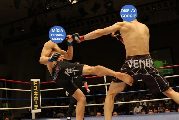 dois lutadores no ringue: rede de display vs midia programatica